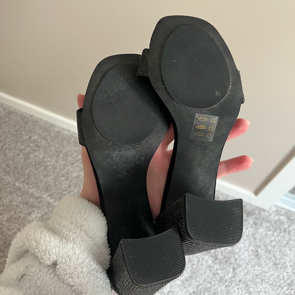 Black High Heel Sandals by - Picture 6 of 6